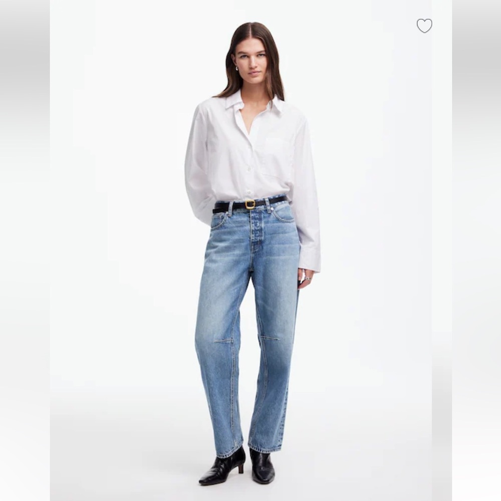 Madewell Darted Barrel Jeans in Dobbins Wash T25